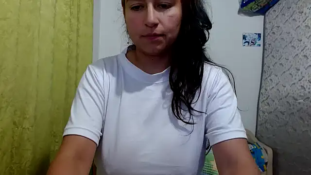 Snapshot of Escarcha-blue chatting on 01/08/26, 01:11 Escarcha-blue online show from 01/08/26, 01:11