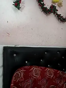 Snapshot of kusum_girl chatting on 10/16/25, 03:31 kusum girl online show from 10/16/25, 03:31