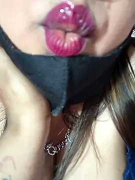 kusum girl online show from 10/26/25, 09:10