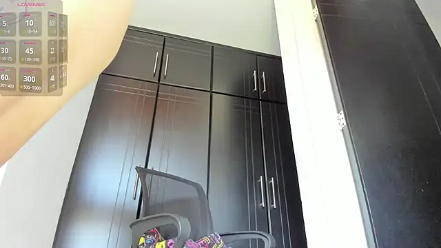 valery sweetscheeks online show from 07/22/26, 12:40