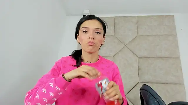 Vaiolett Smith online show from 11/06/25, 12:53