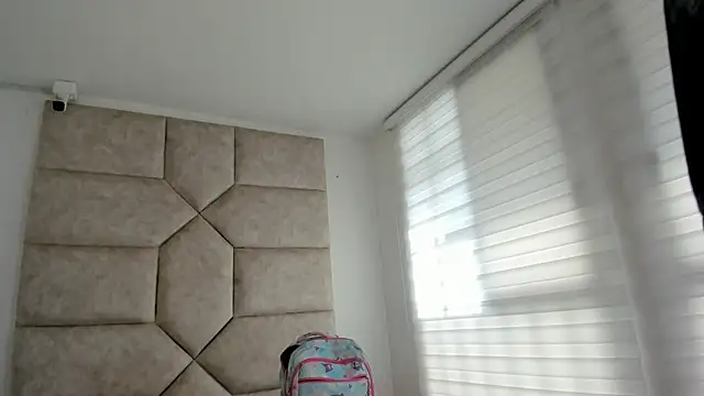 Vaiolett Smith online show from 11/07/25, 02:32