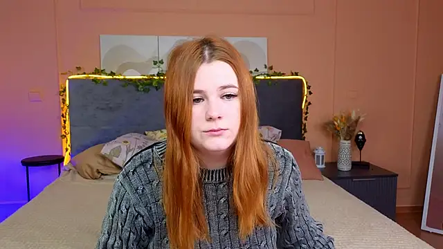 Snapshot of Eva_Starlight chatting on 11/09/25, 04:05 Eva Starlight online show from 11/09/25, 04:05