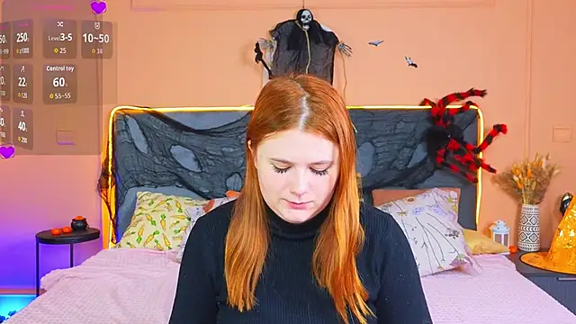 Snapshot of Eva_Starlight chatting on 10/20/25, 04:14 Eva Starlight online show from 10/20/25, 04:14