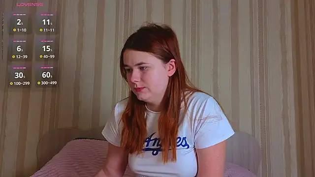 Snapshot of Eva_Starlight chatting on 02/05/26, 04:19 Eva Starlight online show from 02/05/26, 04:19