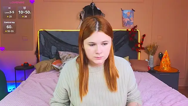 Snapshot of Eva_Starlight chatting on 11/05/25, 04:15 Eva Starlight online show from 11/05/25, 04:15