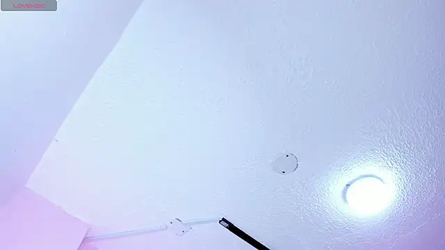 Agata Grubisic online show from 10/04/25, 04:25