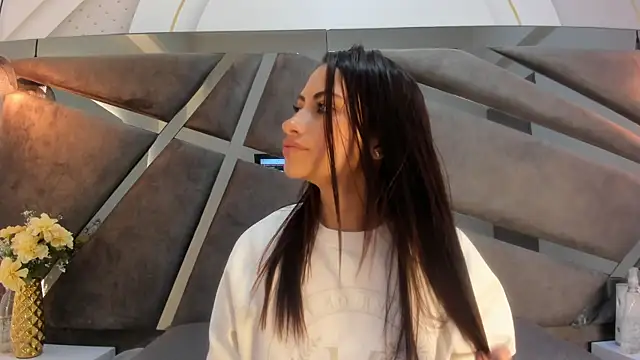 Samaantha-beckham online show from 01/06/26, 11:20