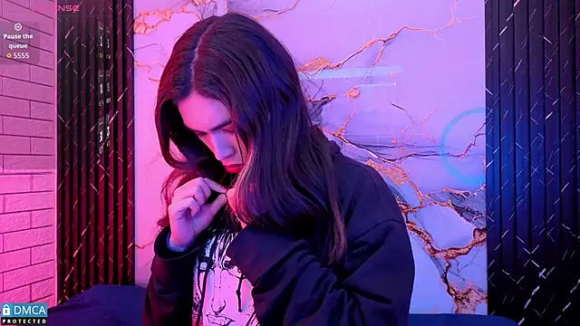 MaeveKuro online show from 03/04/26, 03:03