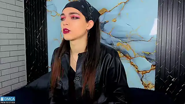 MaeveKuro online show from 01/10/26, 03:24