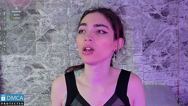 MaeveKuro online show from 10/04/25, 03:08