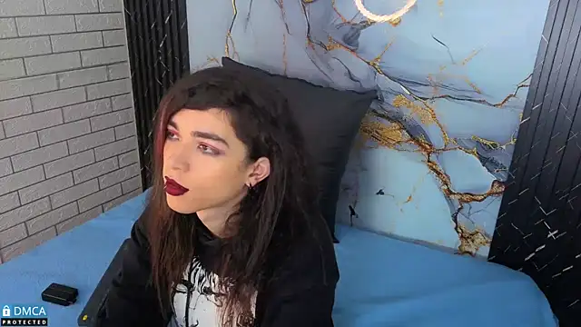 MaeveKuro online show from 12/20/25, 03:20