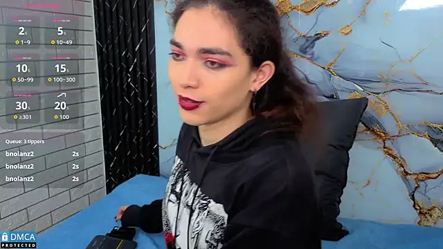 MaeveKuro online show from 12/23/25, 03:28