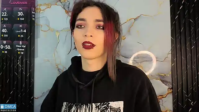 MaeveKuro online show from 11/04/25, 03:43