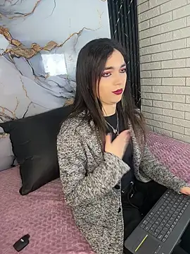 MaeveKuro online show from 01/13/26, 03:10