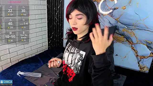 MaeveKuro online show from 11/20/25, 03:07