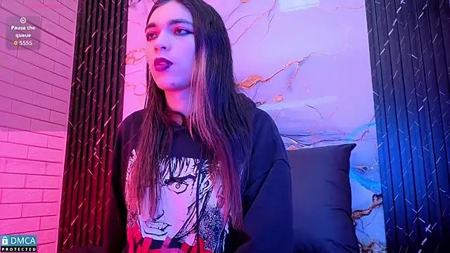 MaeveKuro online show from 02/25/26, 03:07