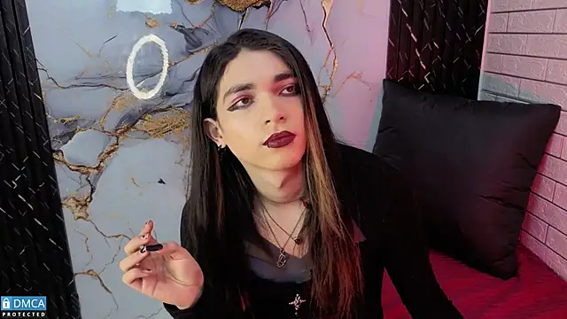 MaeveKuro online show from 04/15/26, 01:55