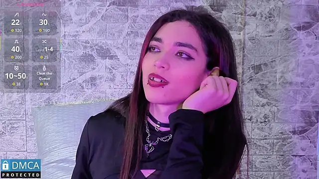 MaeveKuro online show from 10/06/25, 03:08