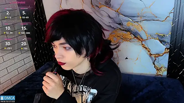 MaeveKuro online show from 12/04/25, 03:05