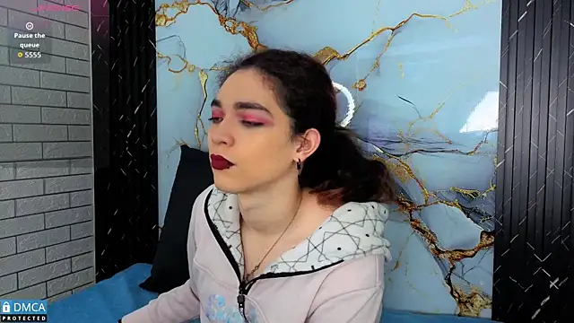 MaeveKuro online show from 12/22/25, 03:06