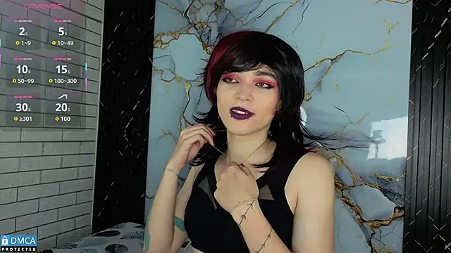 MaeveKuro online show from 11/13/25, 03:10