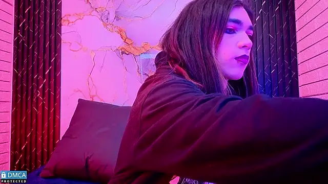 MaeveKuro online show from 03/07/26, 03:02