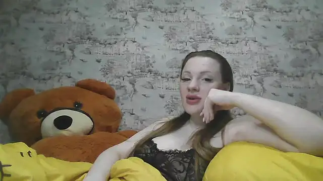 Eveline May online show from 03/19/25, 08:54