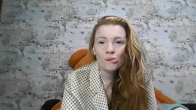 Eveline May online show from 10/17/25, 07:00