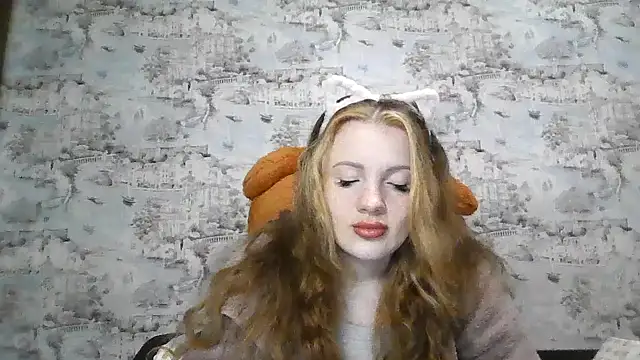 Eveline May online show from 10/04/25, 02:29