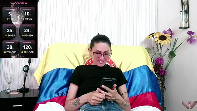 anastaciafire25 online show from 11/16/25, 04:01