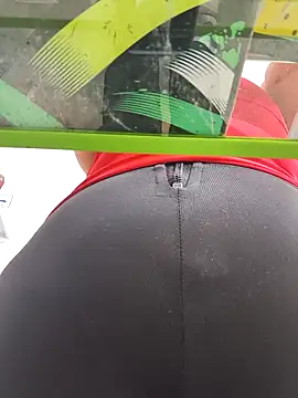 roxanasexy2025 online show from 02/20/26, 03:47