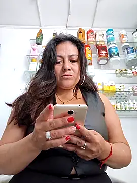 roxanasexy2025 online show from 03/04/26, 03:20