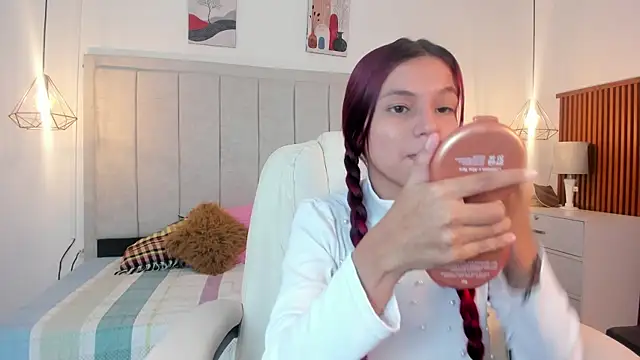 gime lara online show from 03/31/26, 07:27