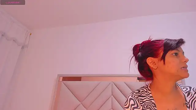 gime lara online show from 10/16/25, 07:00