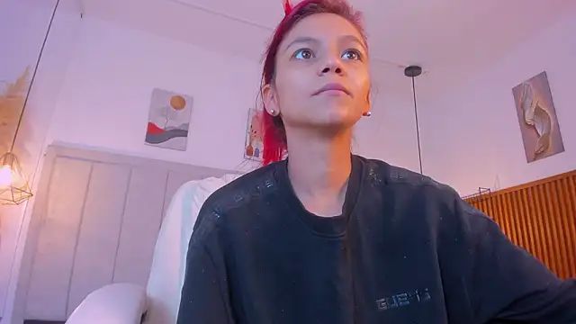 Snapshot of gime_lara chatting on 03/03/26, 01:29 gime lara online show from 03/03/26, 01:29