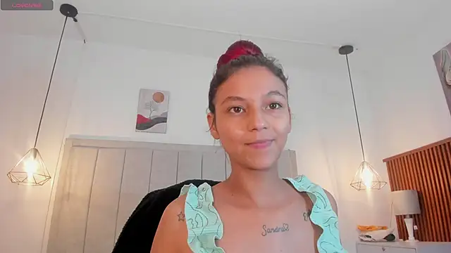 gime lara online show from 04/30/26, 07:43