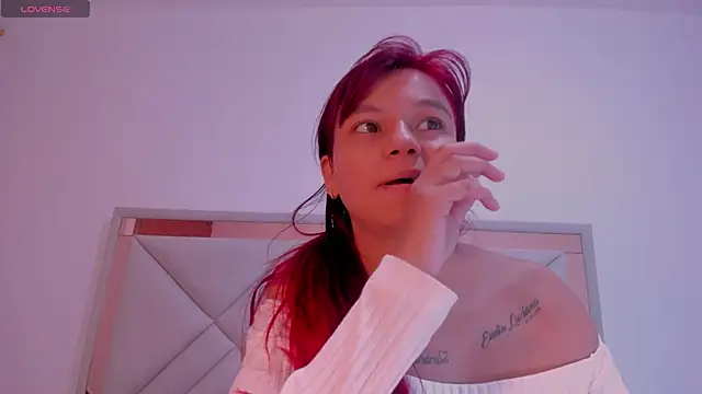 gime lara online show from 10/22/25, 07:24