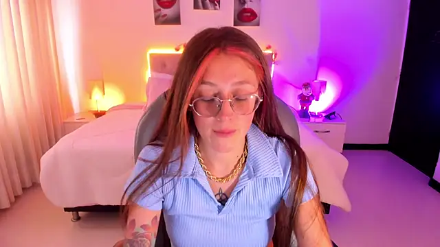 Emily Warren  online show from 12/04/25, 07:46