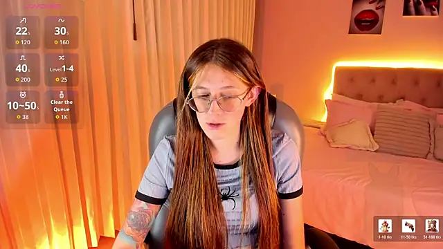 Emily Warren  online show from 04/01/26, 08:17