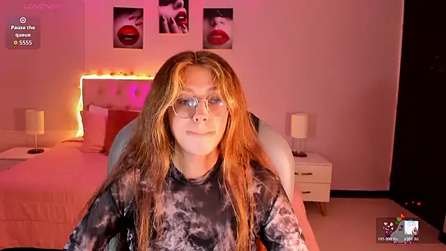 Emily Warren  online show from 03/03/26, 07:43