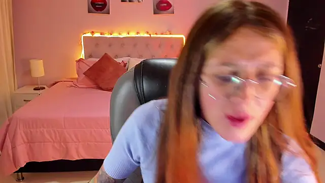 Emily Warren  online show from 03/27/26, 08:32