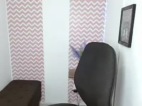 Snapshot of dayanacarson chatting on 01/17/26, 03:26 dayanacarson online show from 01/17/26, 03:26