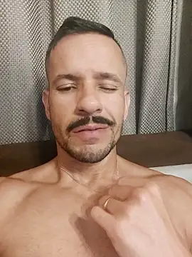 juniortche1313 online show from 10/06/25, 02:02