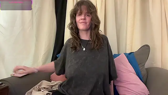 mothh1 online show from 05/06/26, 02:21
