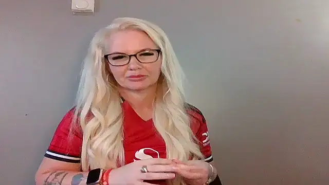 Blonde-Grace online show from 11/30/25, 03:02