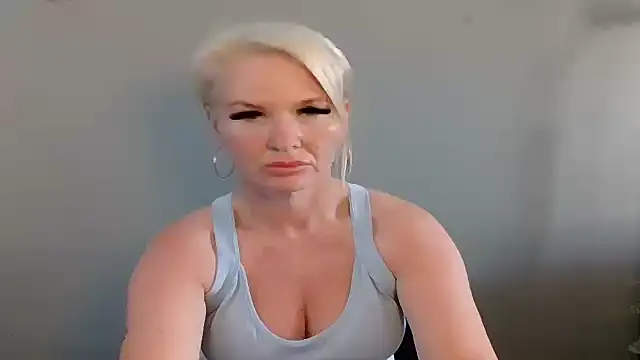 Blonde-Grace online show from 07/13/26, 02:05