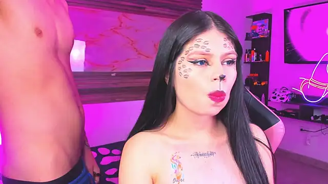 Cloe roouse online show from 10/31/25, 09:32