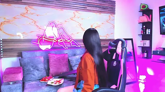 Cloe roouse online show from 04/19/26, 02:07