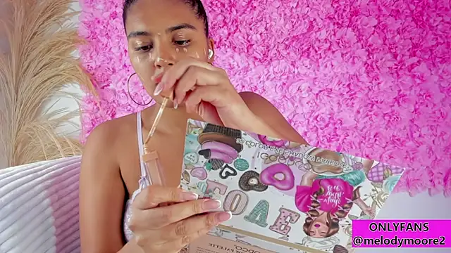 Melodymoore  online show from 11/24/25, 02:33